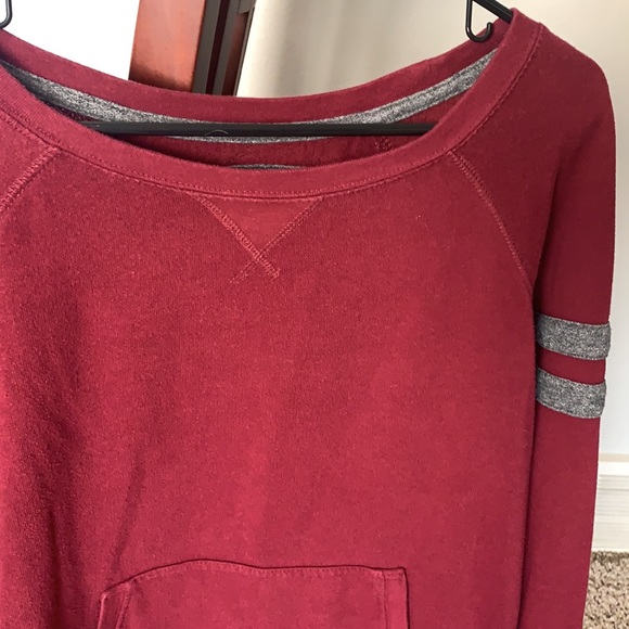 Women’s Sweater - Picture 2 of 13